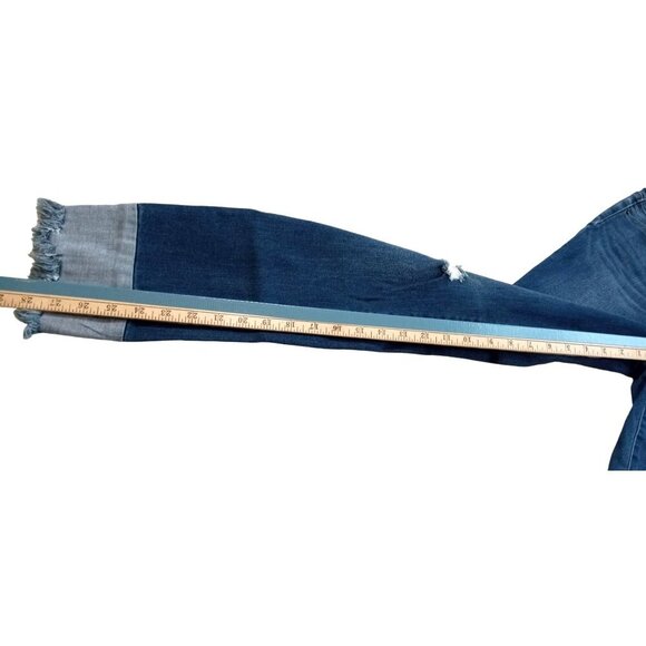 Tractr Blu Womens Cute Denim Jeans Two Tone Blue Cuff Stylish Frayed Hem Size 29 - Picture 7 of 8